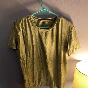Light gray IZOD T-shirt
